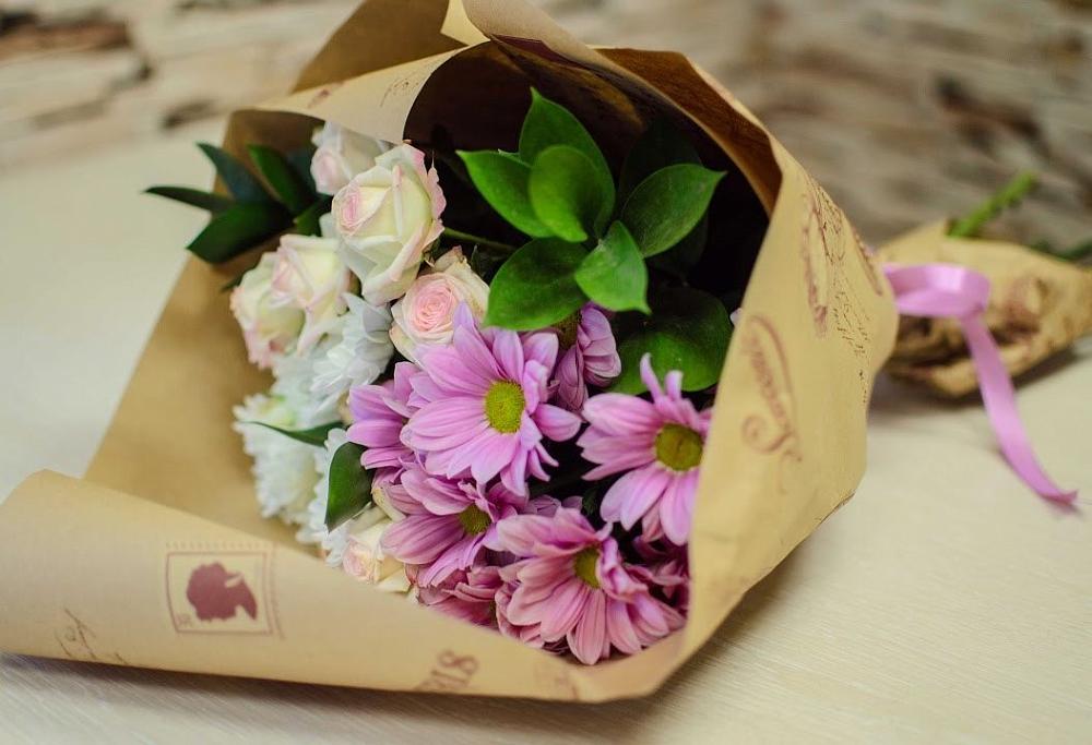 Букет цветов из: Розы и Хризантемы в Новую Купавну