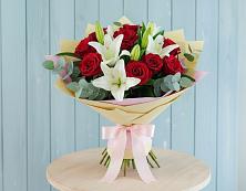 Букет цветов из:  Лилии и Розы в Новую Купавну