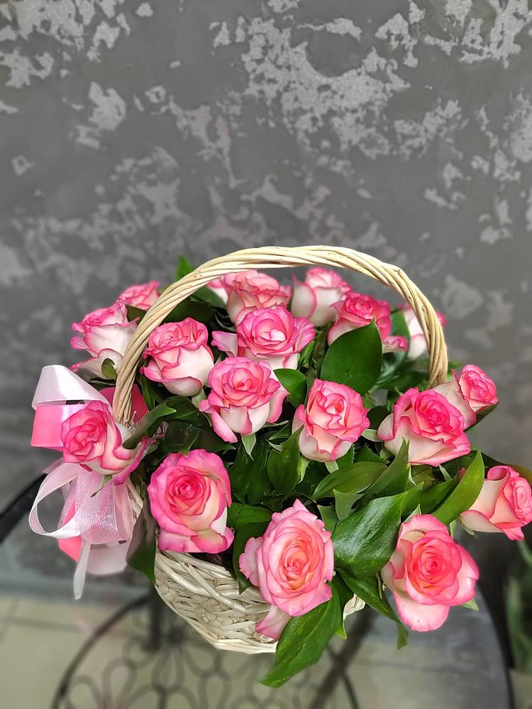 Цветочная композиция из Розы в корзине в Новую Купавну