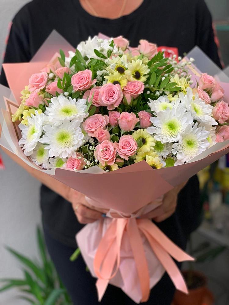 Букет цветов из: Розы и Хризантемы в Новую Купавну