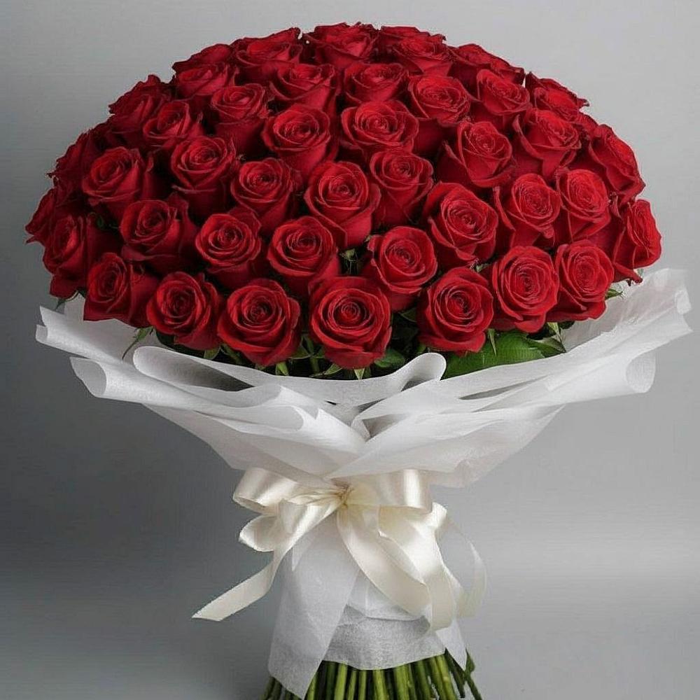 Букет 101 Красная роза Блэк Мэджик в Новую Купавну