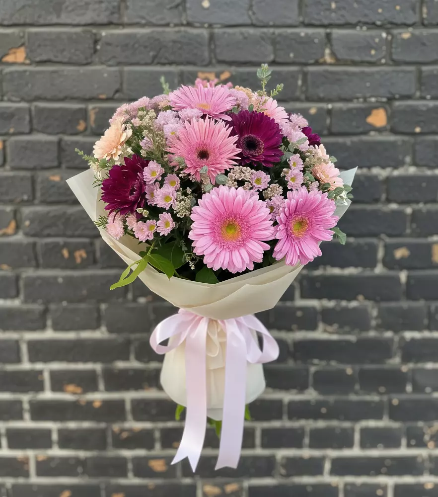 Букет цветов из: Герберы и Хризантемы в Новую Купавну