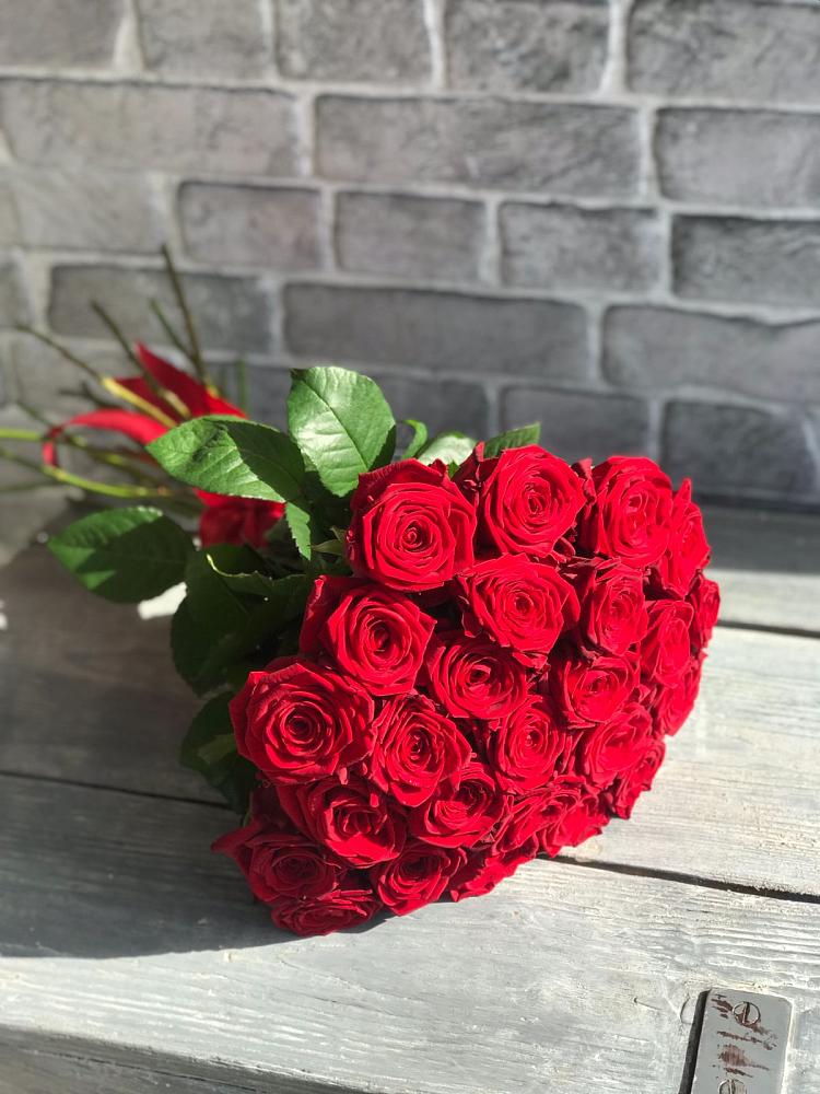 Букет Красные розы Фридом в Новую Купавну