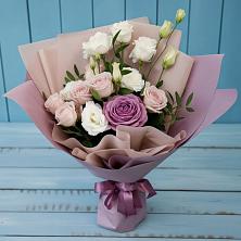 Букет цветов из:  Розы и Лизиантусы в Новую Купавну
