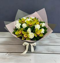 Букет цветов из:  Орхидеи и Розы в Новую Купавну