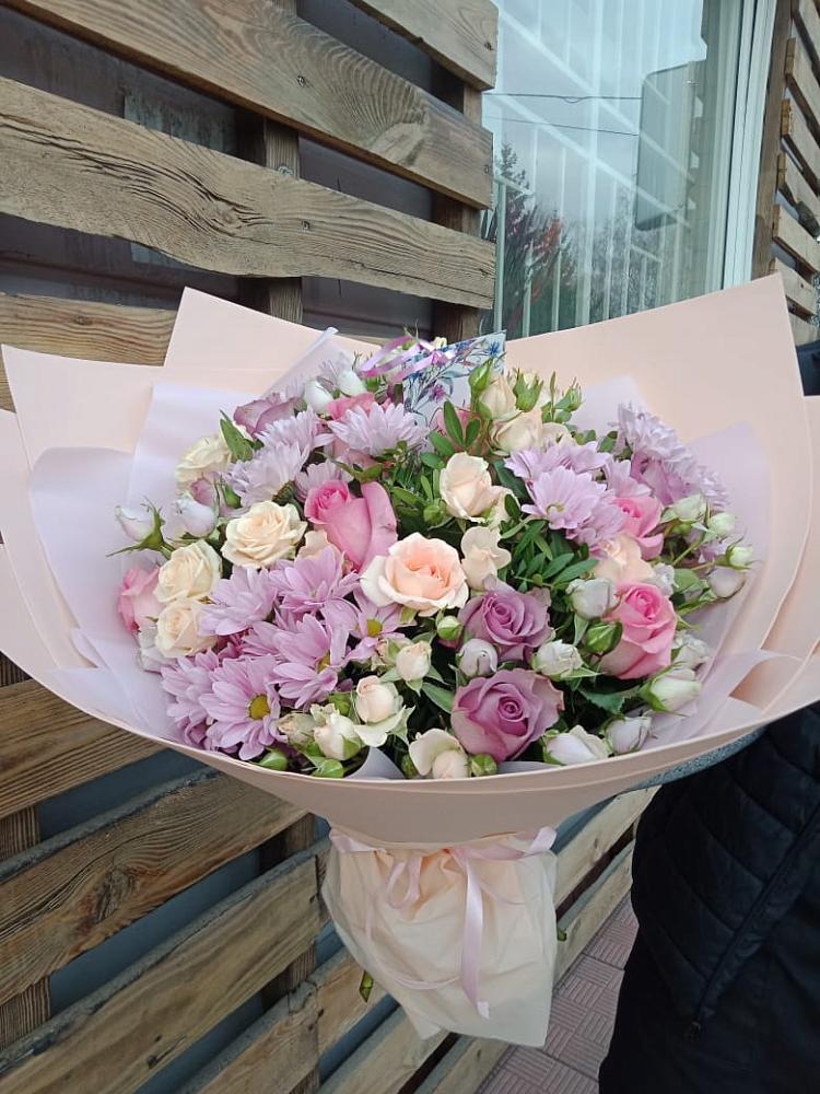 Букет цветов из: Розы и Хризантемы в Новую Купавну