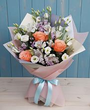 Букет цветов из:  Лизиантусы, Розы, Альстромерии и Гипсофила в Новую Купавну