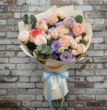Букет цветов из:  Розы, Лизиантусы и Гвоздики #REPLACE_PRED# Новую Купавну