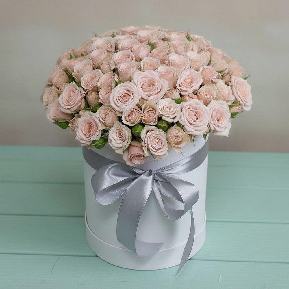 Цветочная композиция из Розы в шляпной коробке в Новую Купавну